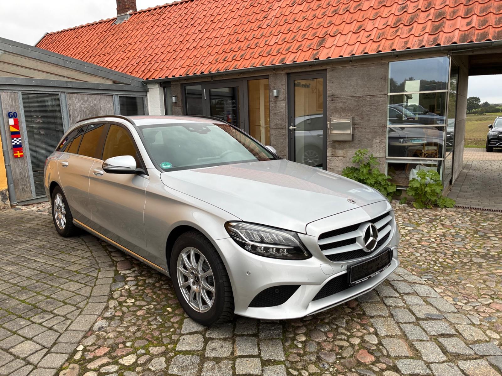 Mercedes-Benz C-Class d T 9G-Tro. LED Navi Kamera CarPlay 1.Hd., миниатюра 2