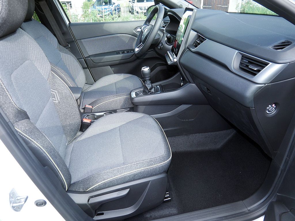 Fahrzeugabbildung Renault Captur Techno TCe 140 Mild Hybrid