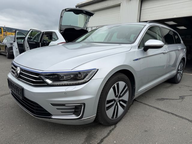 VW Passat Variant GTE