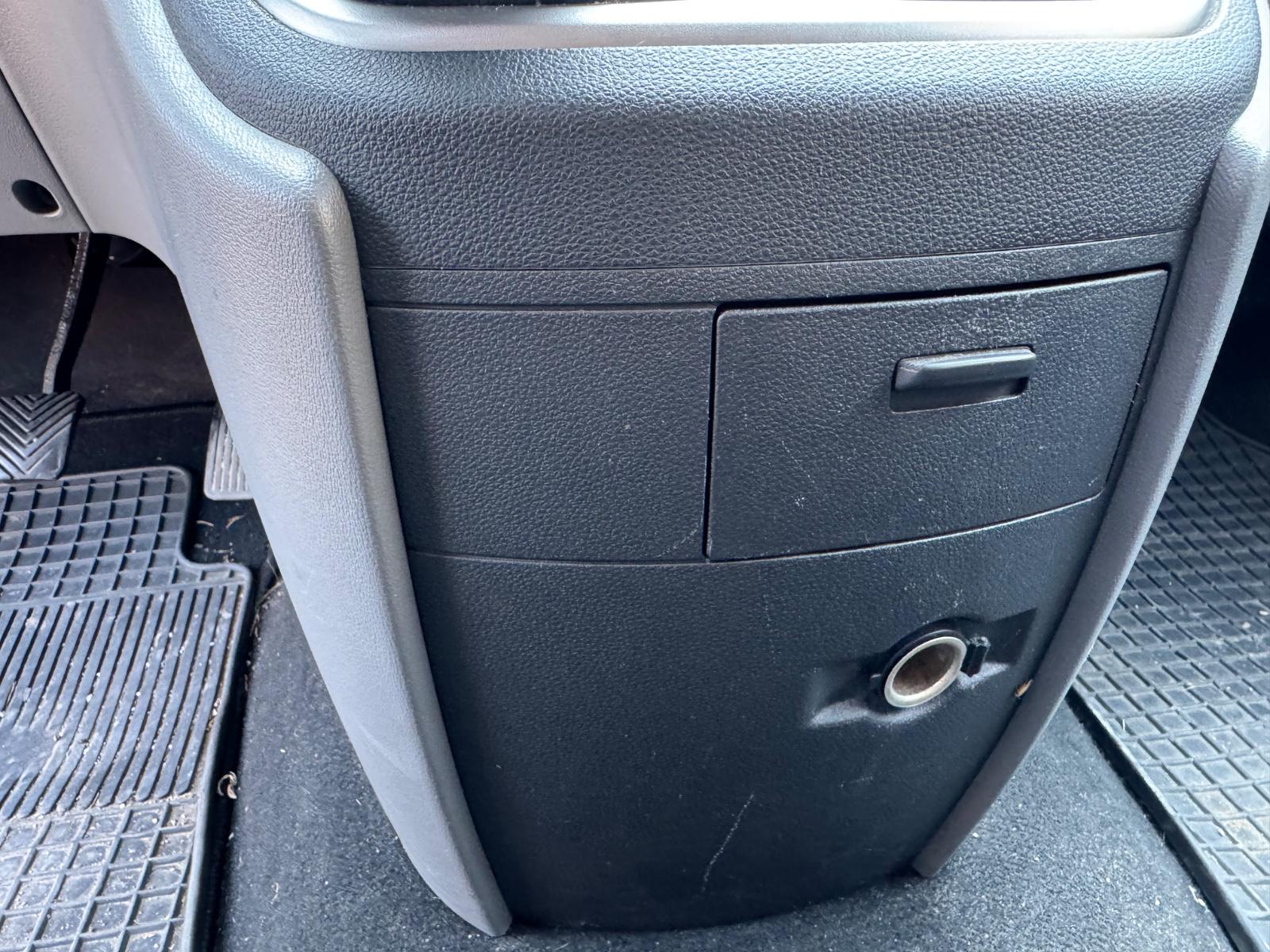 Hyundai H-1 Travel Comfort | 1 hand | 8 Sitzer |