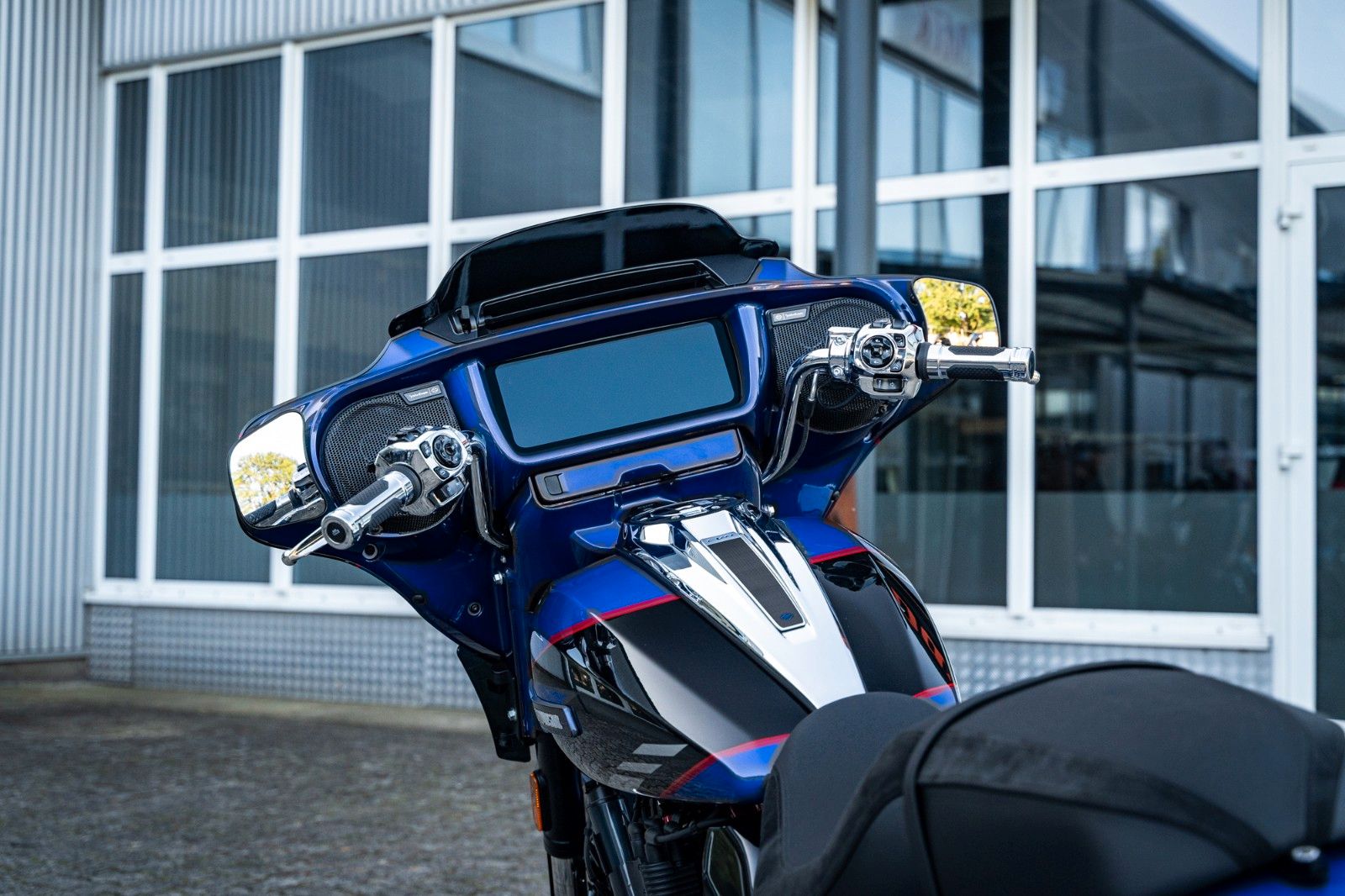 Fahrzeugabbildung Harley-Davidson CVO Street Glide  FLHXSE 121 CUI MY25 - VOR ORT