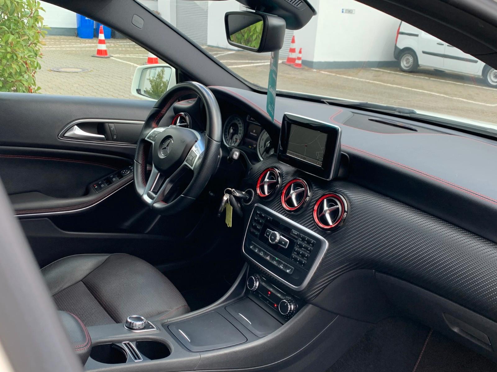 Mercedes-Benz A 250 Sport / Edition * AMG Paket*Tüv NEU