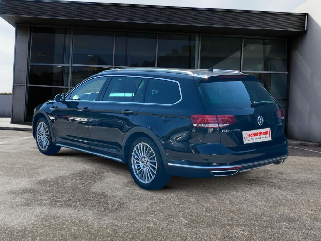Fahrzeugabbildung Volkswagen Passat Alltrack 2.0 TDI SCR 4Motion DSG (BMT)