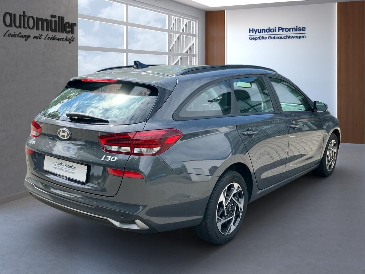 Fahrzeugabbildung Hyundai i30 1.0 T-GDI Prime LED*NAVI*TEMPO*WINTER*CARPL*