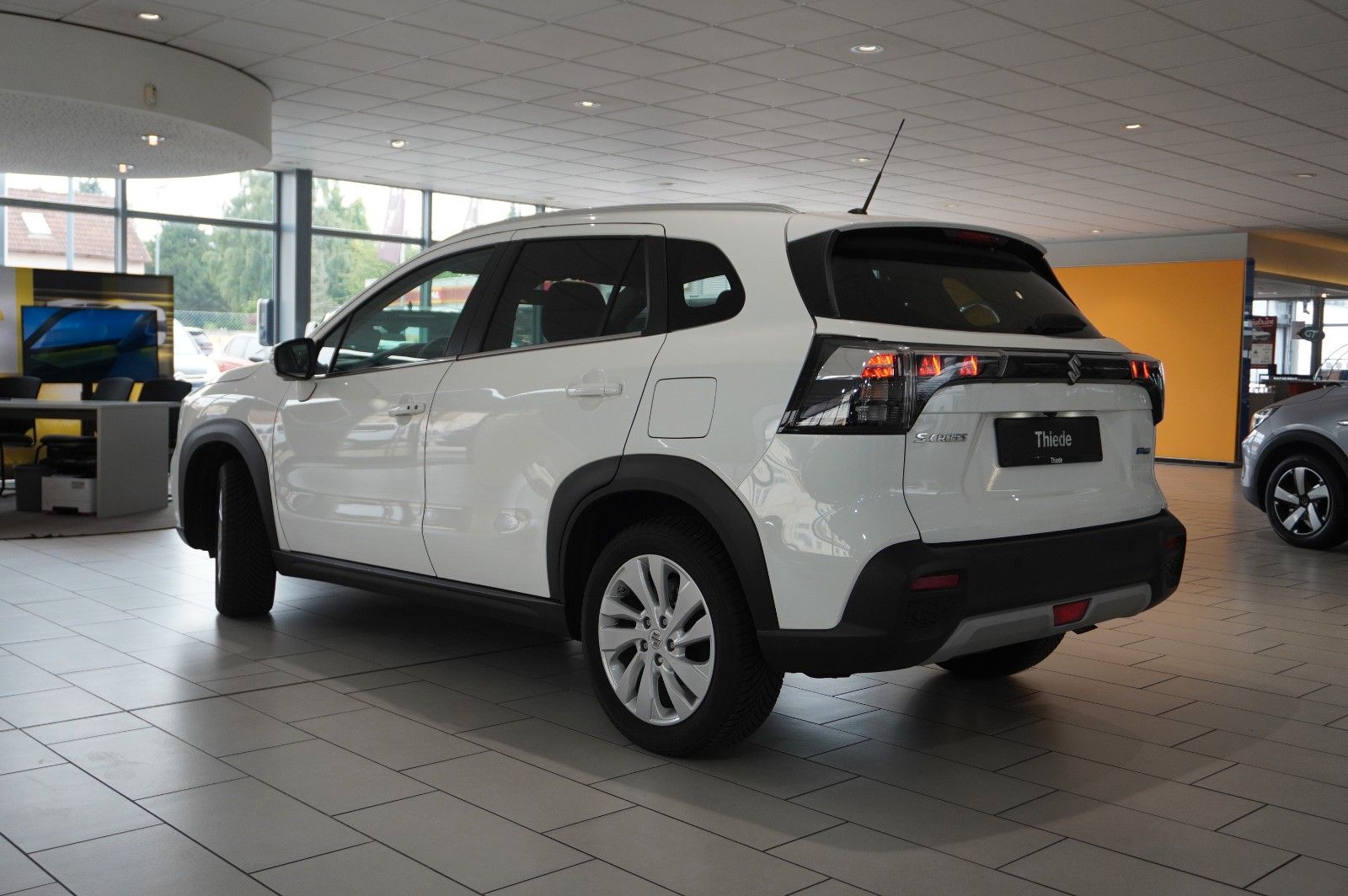 Fahrzeugabbildung Suzuki (SX4) S-Cross 1.4 COMFORT NAVI/LED/KAMERA/SH/DAB