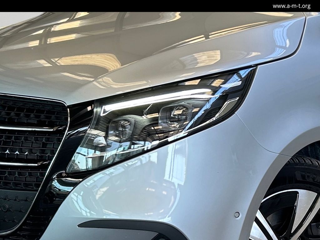 MERCEDES-BENZ V 250