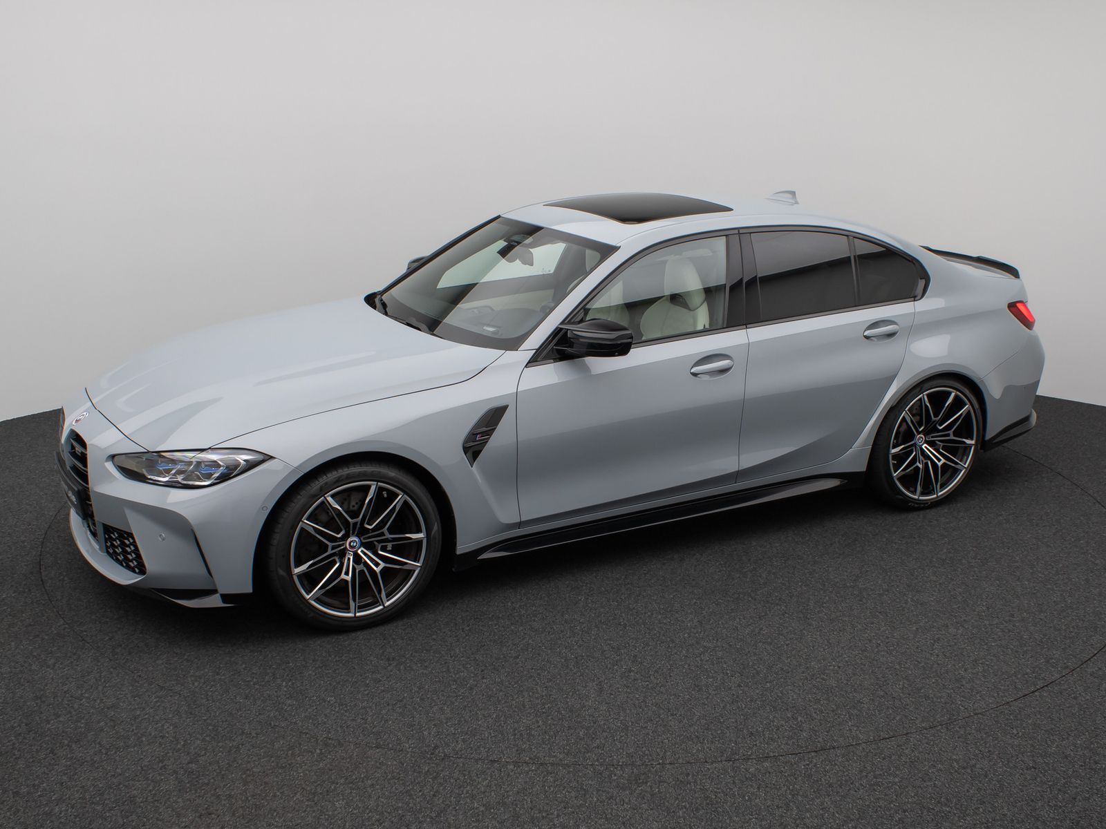 Fahrzeugabbildung BMW M3 Competition xD Glasdach Laser 360°HUD H/K DAB