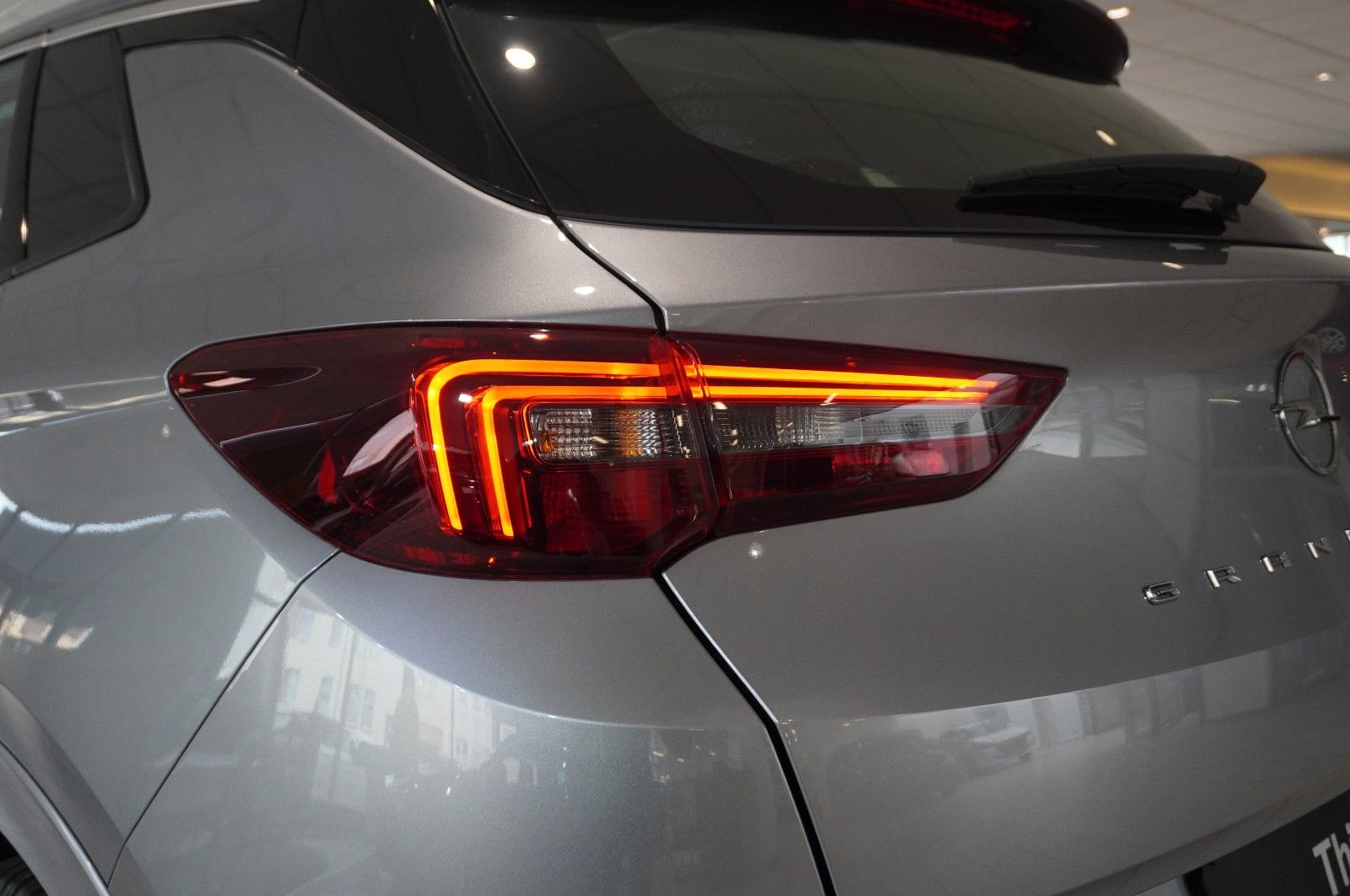 Fahrzeugabbildung Opel Grandland (X) 1.2T ENJOY NAVI/LED/KAMERA/SH/DAB+