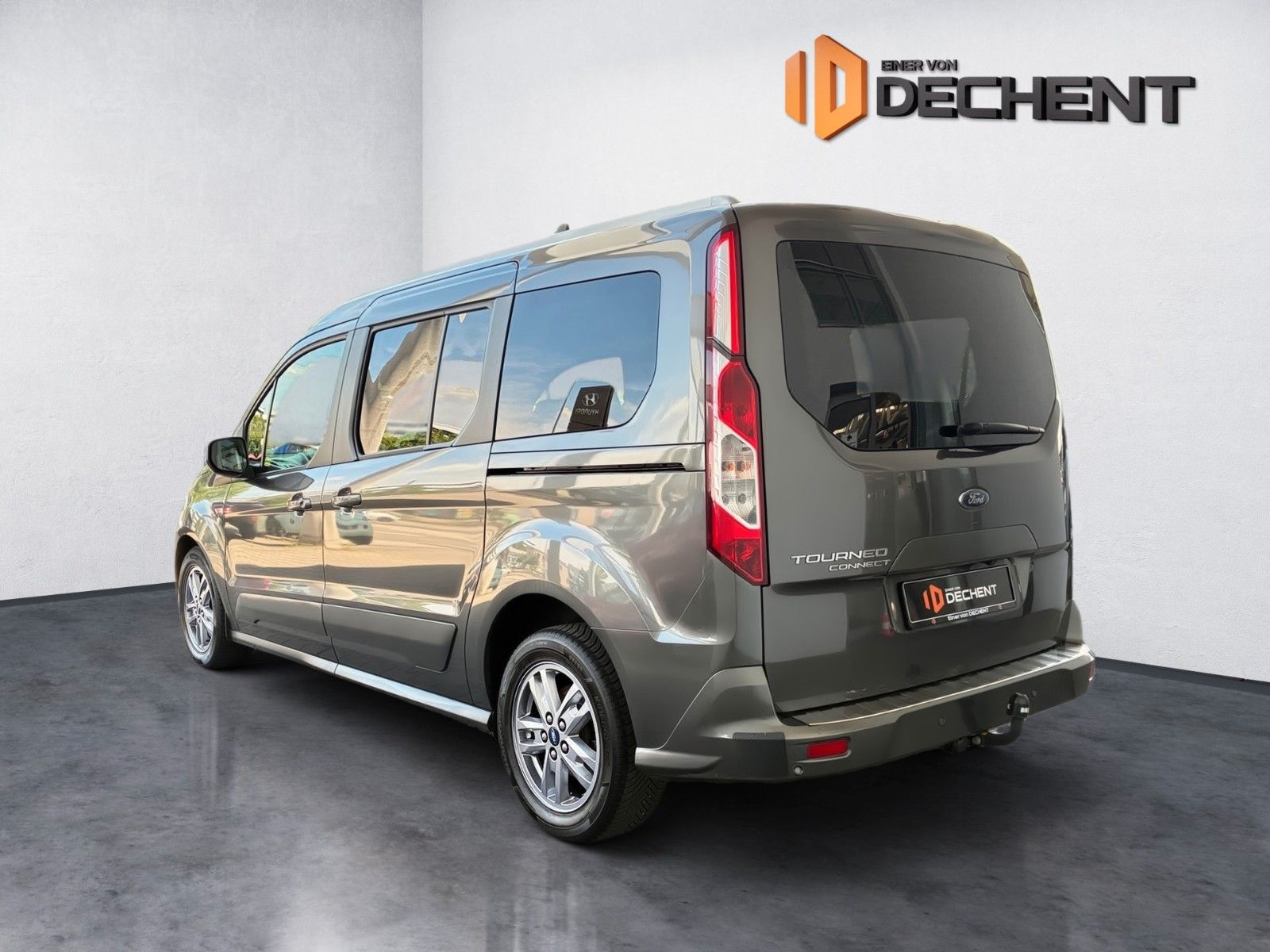 Fahrzeugabbildung Ford Grand Tourneo Connect Titanium 120PS AHK/7Sitze!