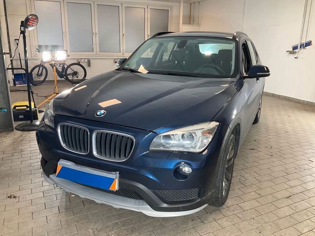 BMW 18 d xDrive*Automatik*PDC*TMP*Tüv Neu*SHZ*1.Hand