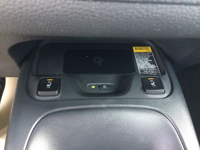 Corolla 1.8 Hybrid Team D PDC SHZ KAMERA ACC LED