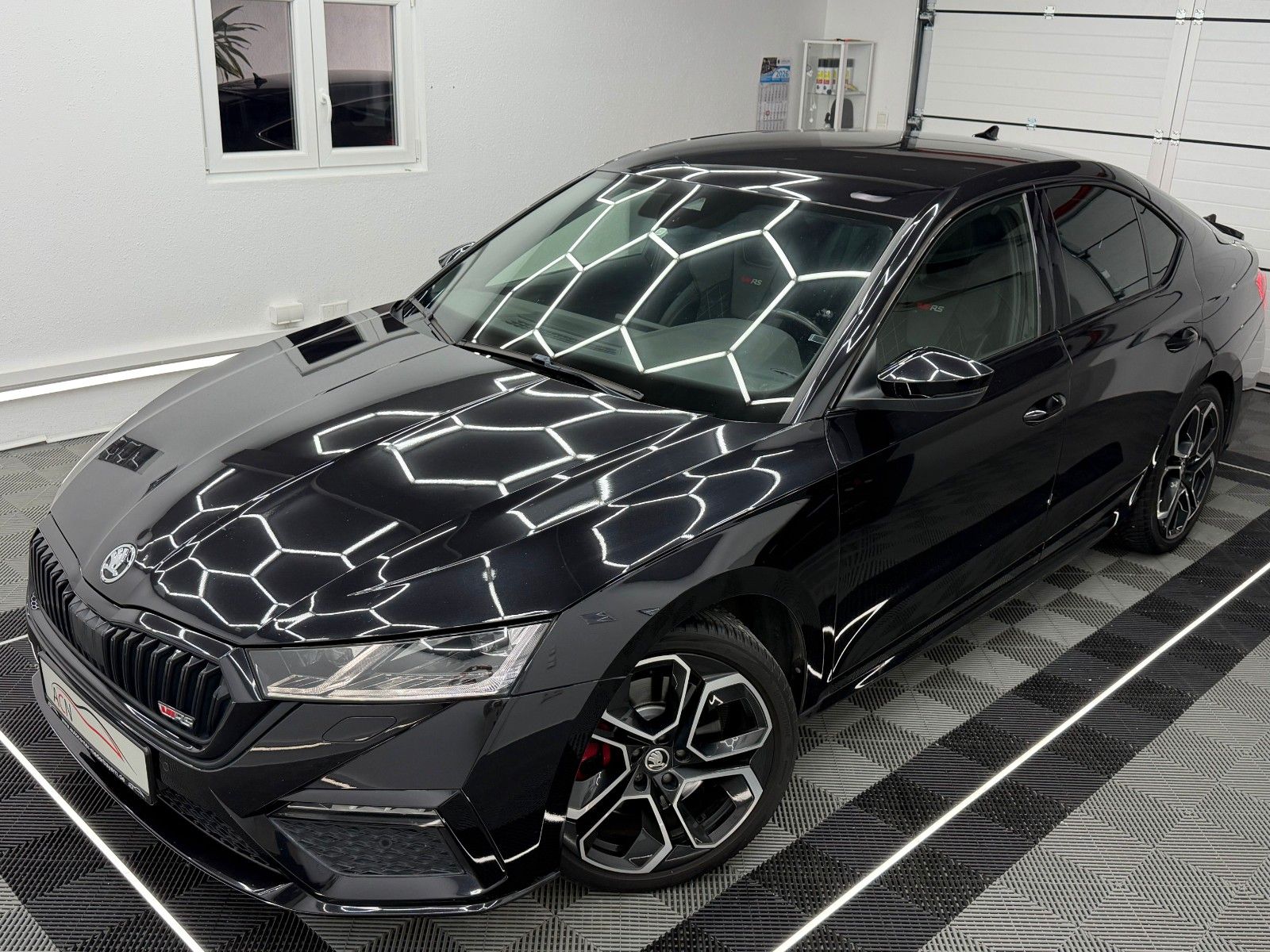Fahrzeugabbildung SKODA Octavia Lim. RS TSI/FACELIFT/AMBI+/ACC/MASSAGE