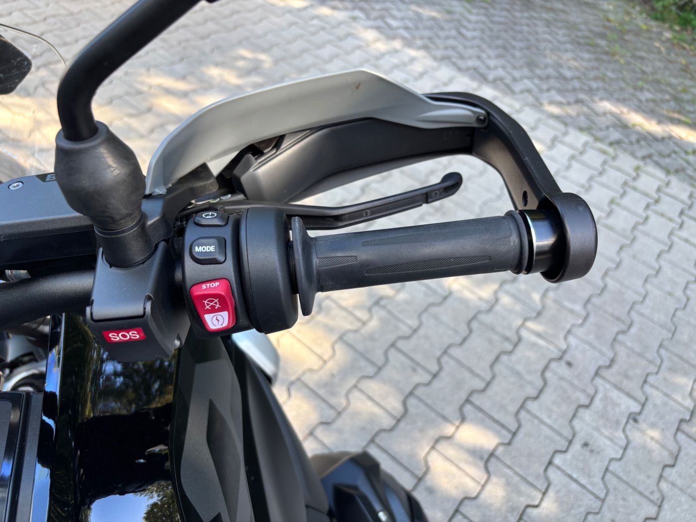 Fahrzeugabbildung BMW R 1300 GS Triple Black 3 Pakete