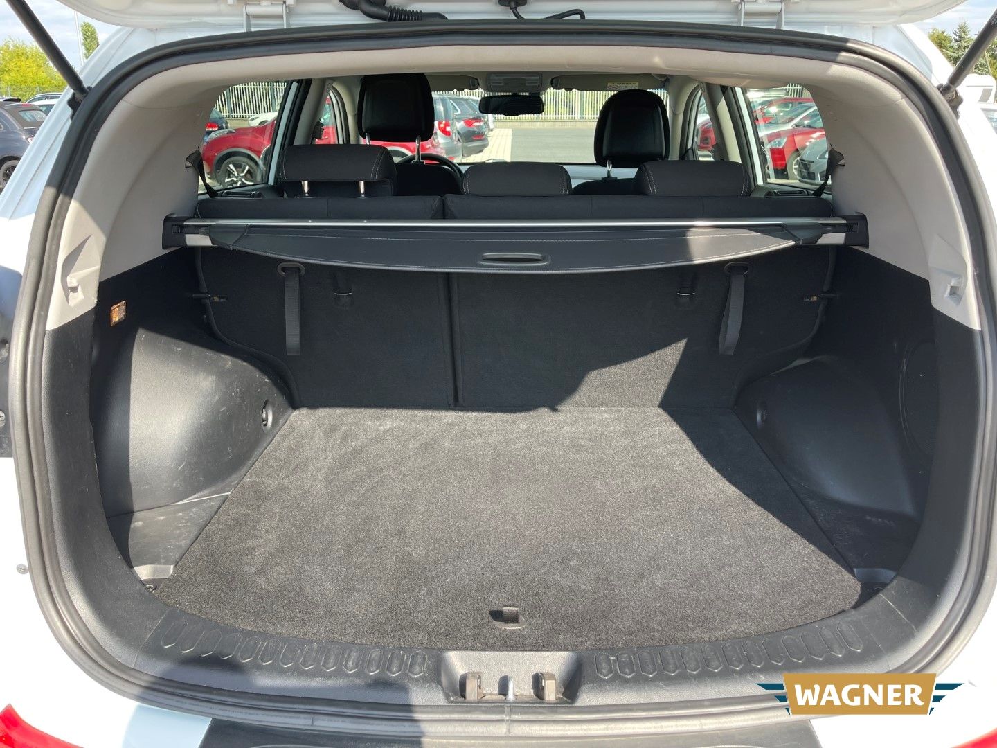 Fahrzeugabbildung Kia Sportage Dream Team 2WD Sitzheizung Tempomat