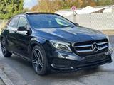Mercedes-Benz GLA 200d*4-Matic*AMG-Line*Pano*Leder*Cam* - Mercedes-Benz GLA 200 in Herne