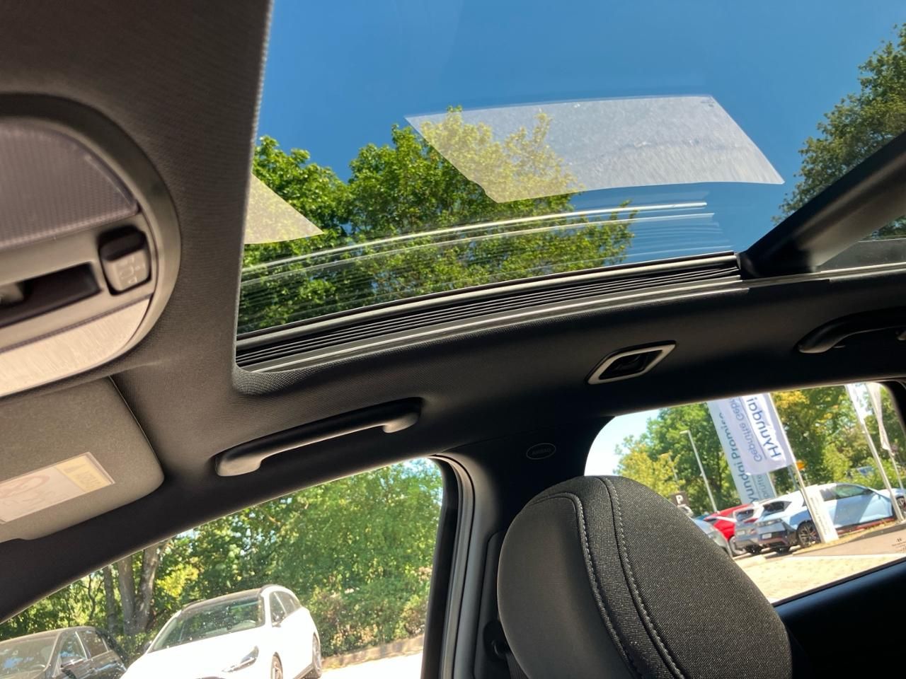 Fahrzeugabbildung Hyundai i30 TREND *PANO*SHZ*LHZ*NAVI*