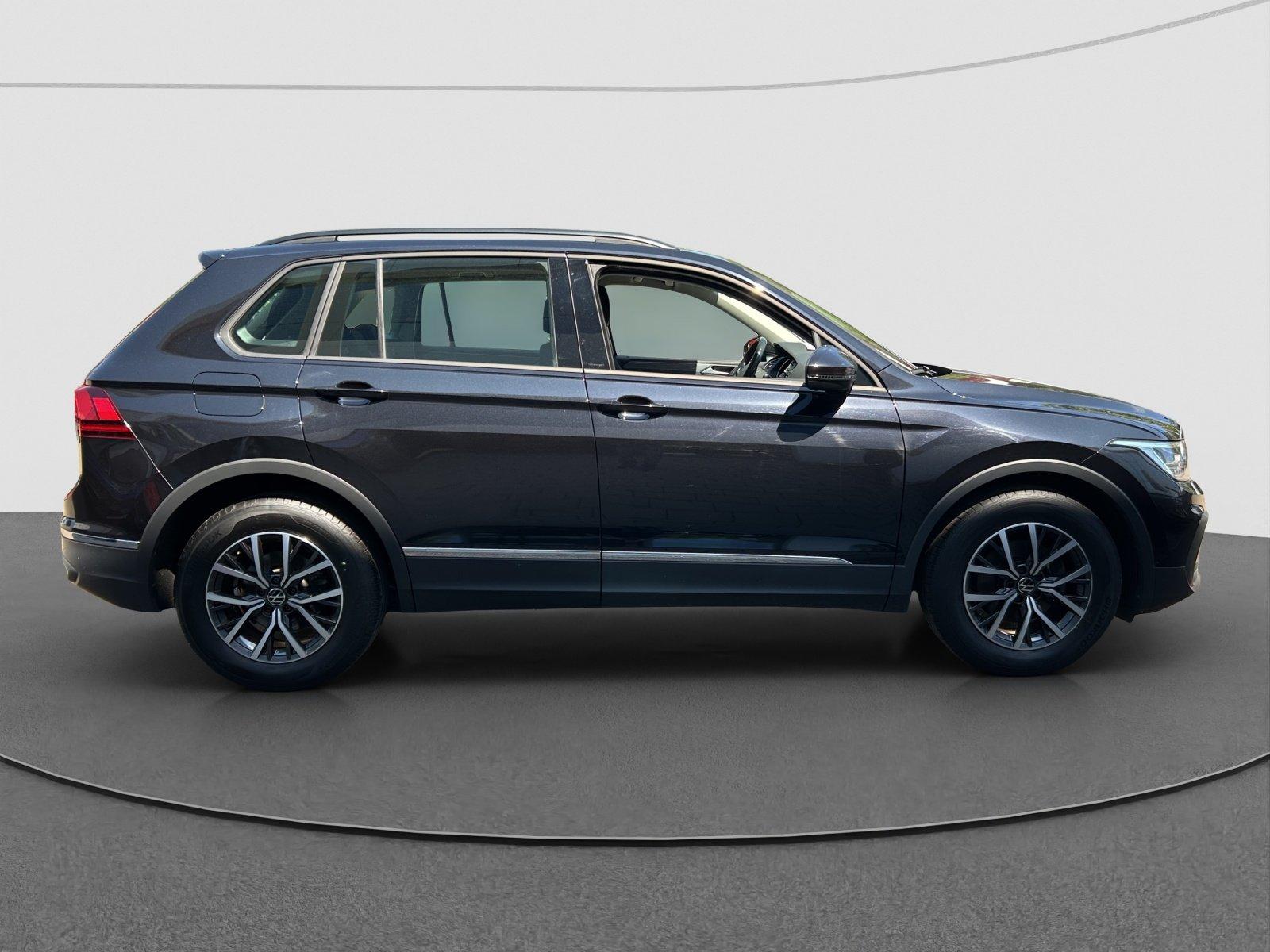 Volkswagen Tiguan 1.5 TSI Life NAVI ACC LED APP SITZHEIZUNG