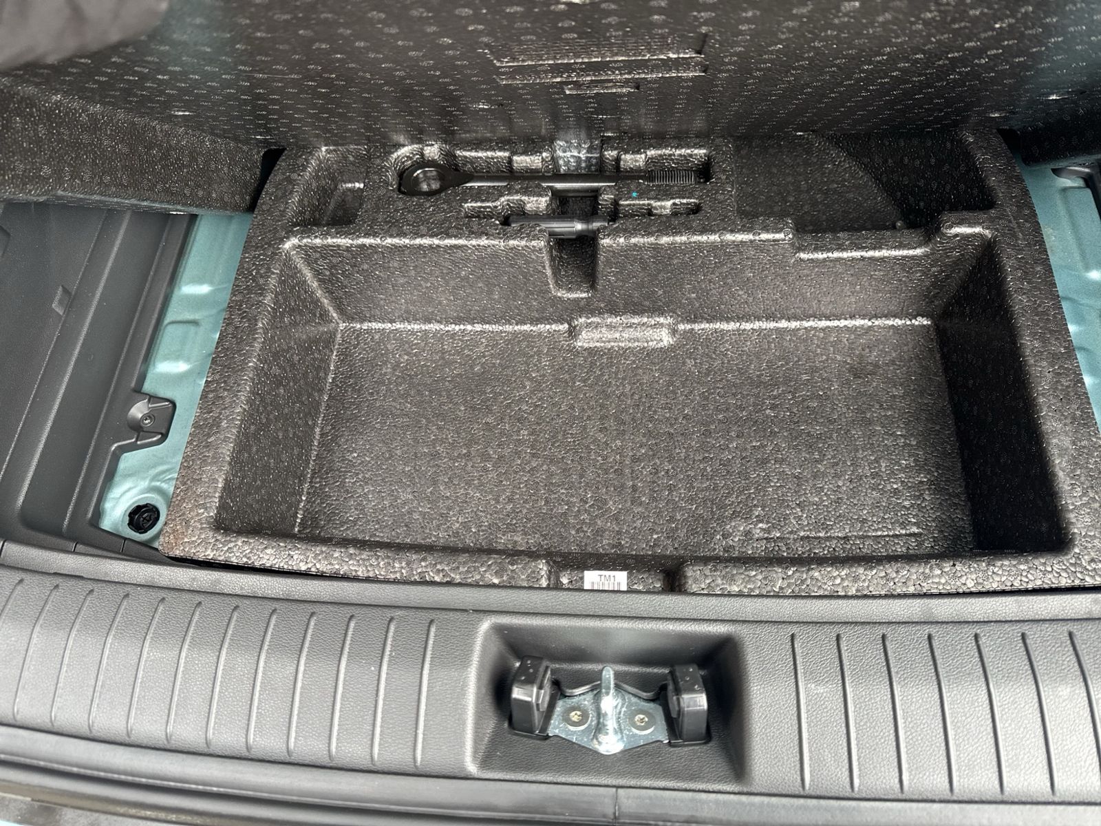 Kona 1.6 T-GDI Trend 2WD, Navi Paket, Sicherheit