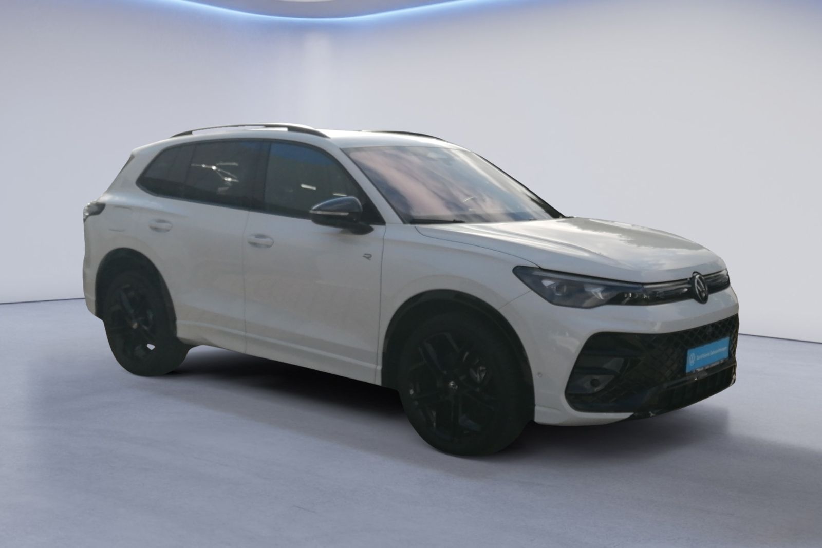 Tiguan 2.0 TDI DSG R-Line AHK+STHZ+PANO+MATRIX+