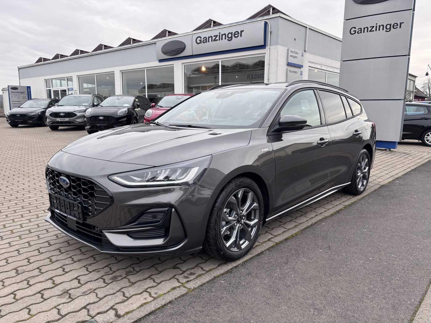 Ford Focus ST-LINE X Turnier Automatik, NEUPREIS 42.2