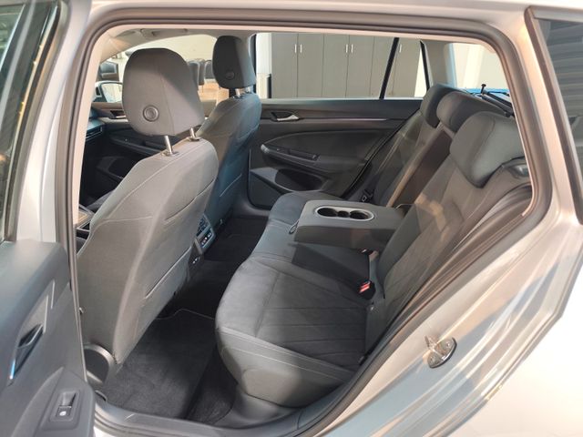 Golf VIII Variant 1.5 eTSI DSG *Massage*Standh*