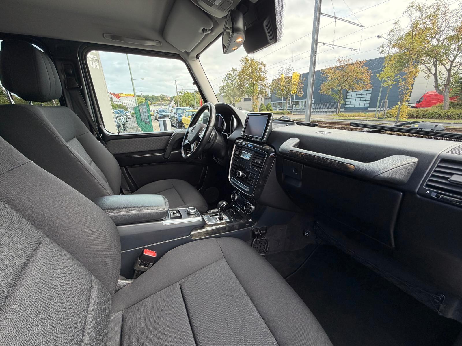 MERCEDES-BENZ G - 350 D - XENON - HARMANNKARDON - 245 CV
