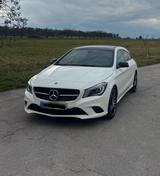 Mercedes-Benz Mercedes CLA 180 Shooting Brake Urban - Mercedes-Benz CLA 180 Shooting Brake in Stuttgart