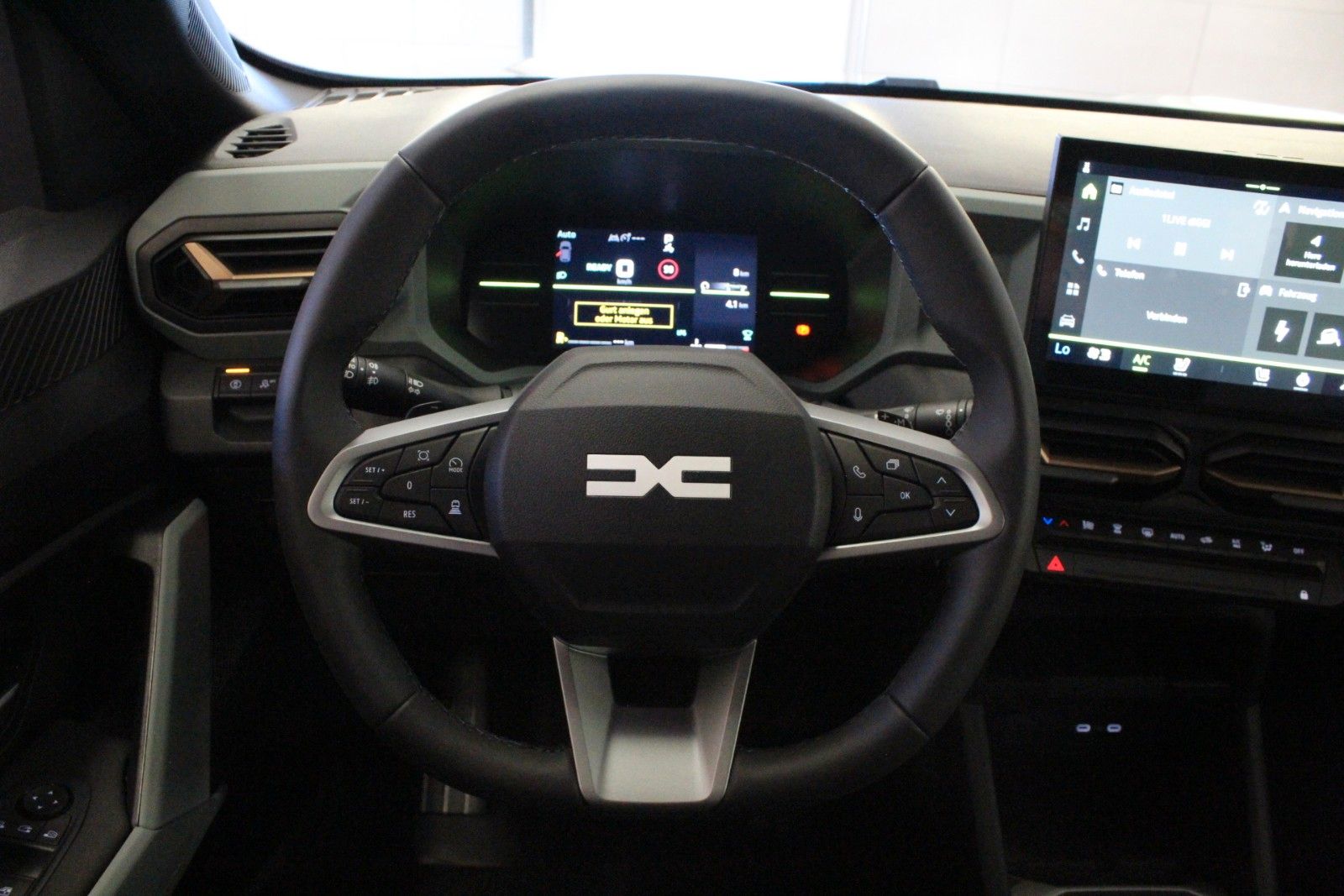 Fahrzeugabbildung Dacia Duster hybrid-G 150 4x4 Extreme MY26