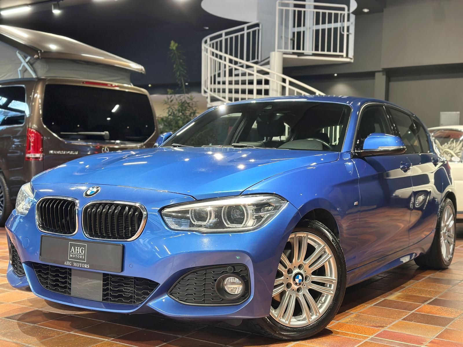 BMW 118dA M-SPORTPAKET LED ACC ALCANTARA SPORTFAHRWE