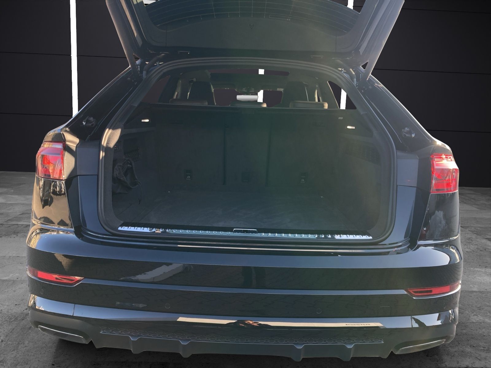 Fahrzeugabbildung Audi Q8 TDI quattro S line HD MATRIX PANO B&O STANDH