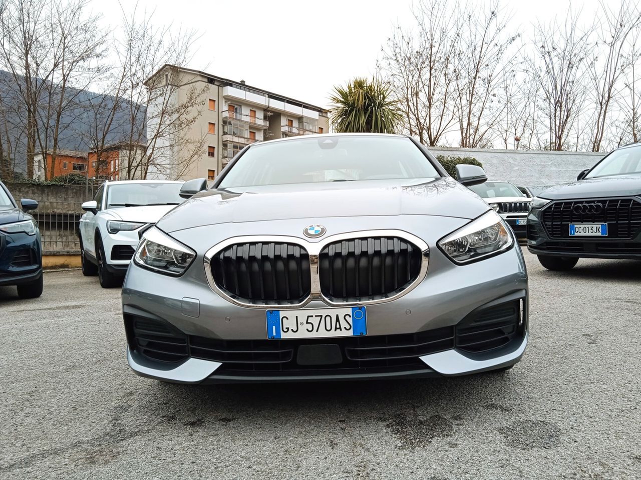 BMW Bmw 116d 5p. Business Advantage AUTOMATICO imagem 2