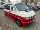 Volkswagen T4 California - rote Volkswagen T4 California