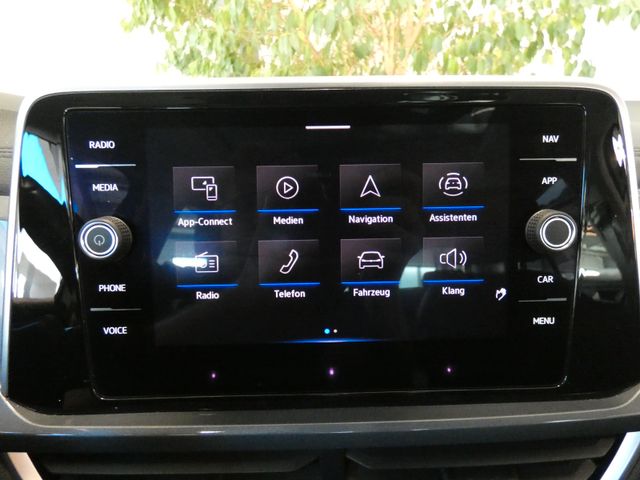 T-Roc Style 1.5 TSI DSG ACC RFK PANO IQLIGHT AHK