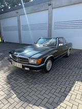 Mercedes-Benz SL 380 - blaue Mercedes-Benz SL 380
