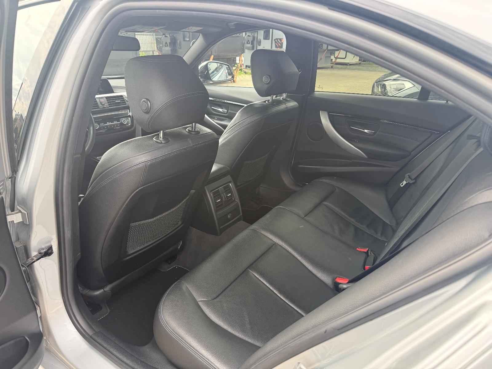 BMW 318i M Sport/LED/SHZ/Leder/Shadow Line