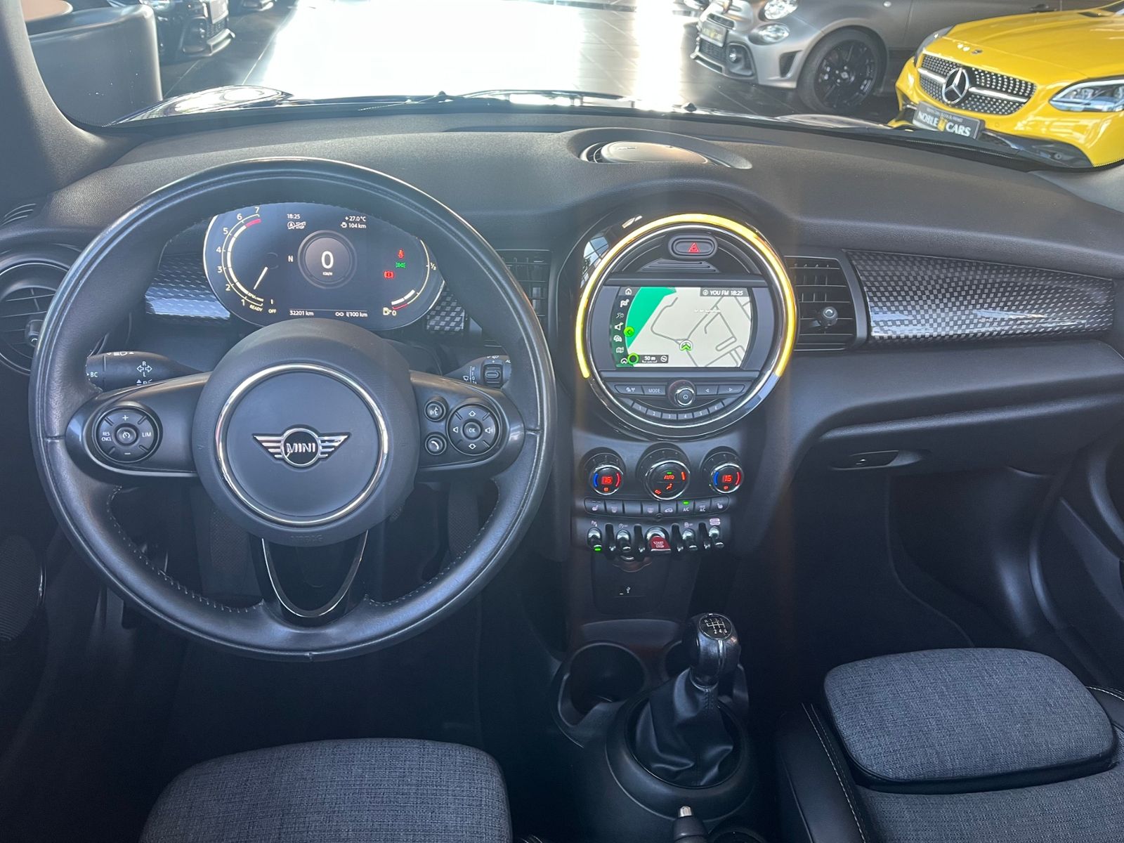 Fahrzeugabbildung MINI Cabrio Cooper S Chili LED NAVI ALU
