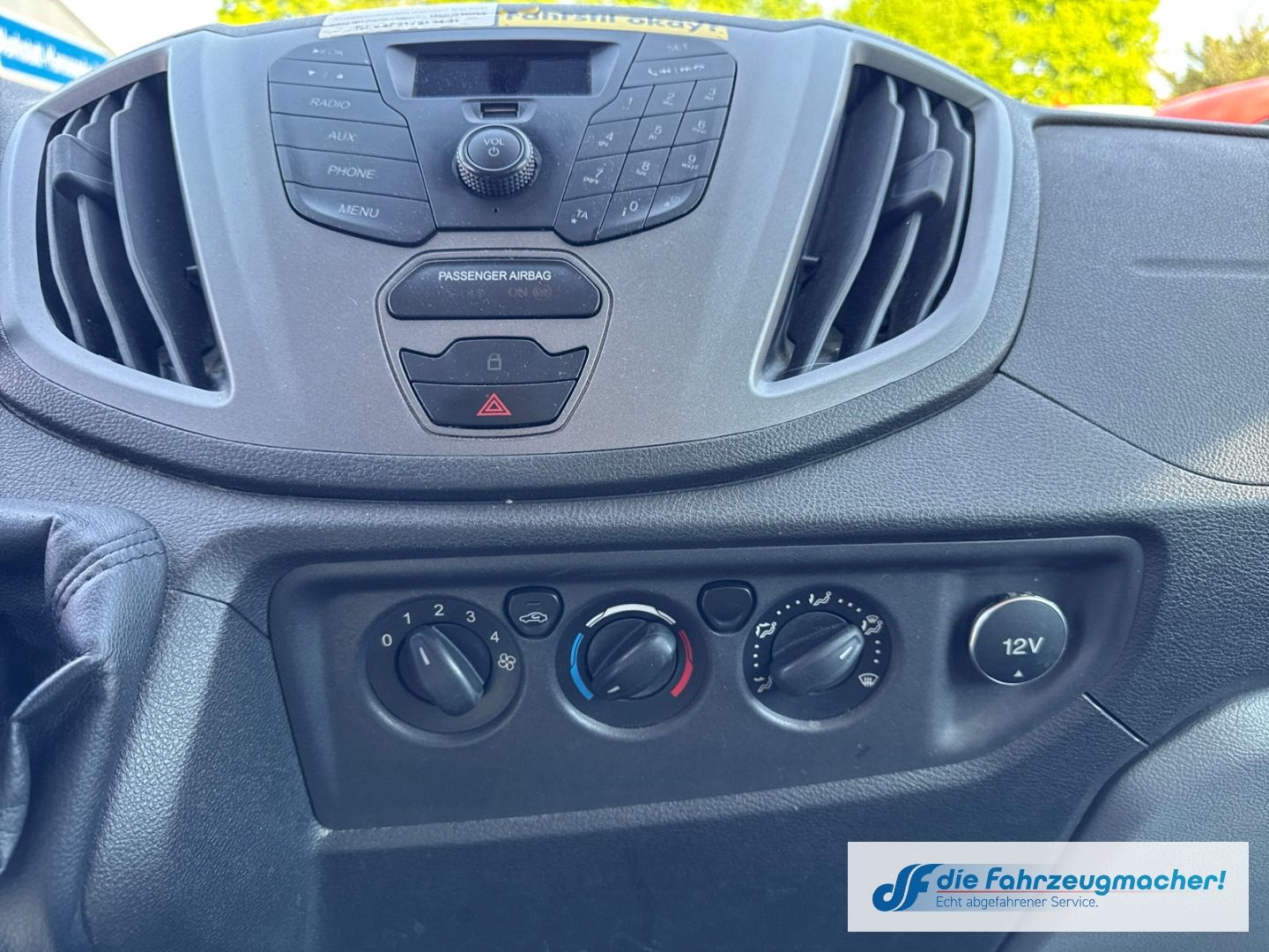 Fahrzeugabbildung Ford Transit Kombi 350 L3 2.2 TDCi DPF *4058