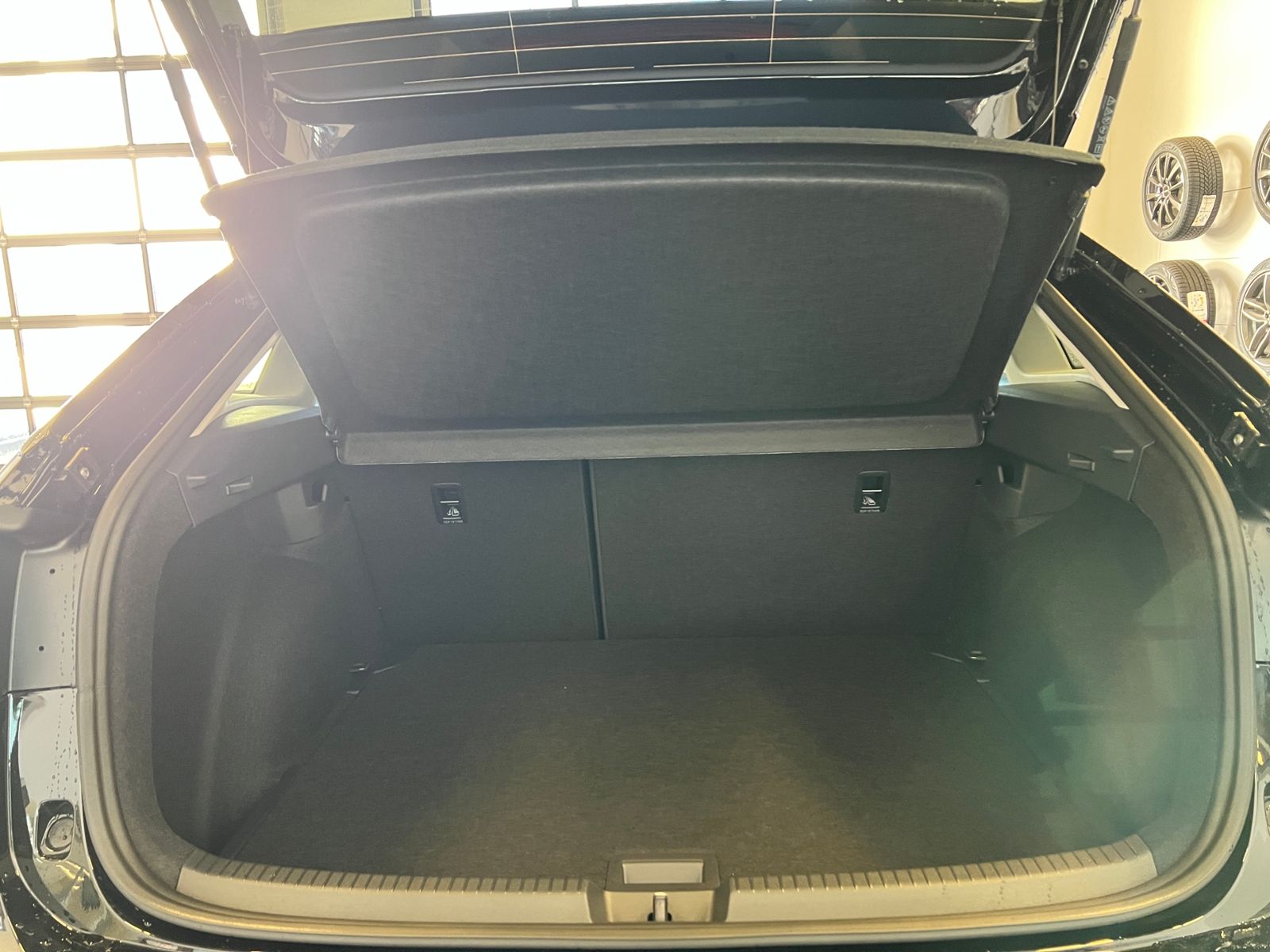 Fahrzeugabbildung Volkswagen Taigo Life 1.5 TSI DSG *IQ-Light, App Connect, L