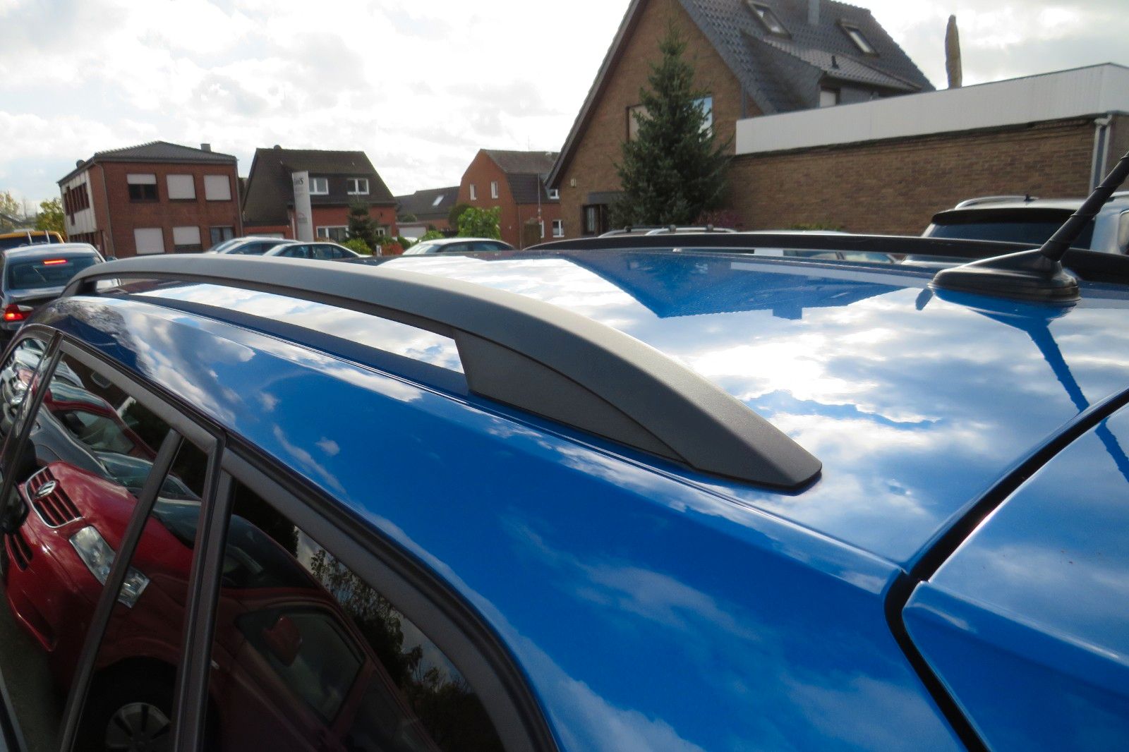 Fahrzeugabbildung SKODA Fabia Combi Ambition SITZH. GRA PDC NAVI APP 1.H