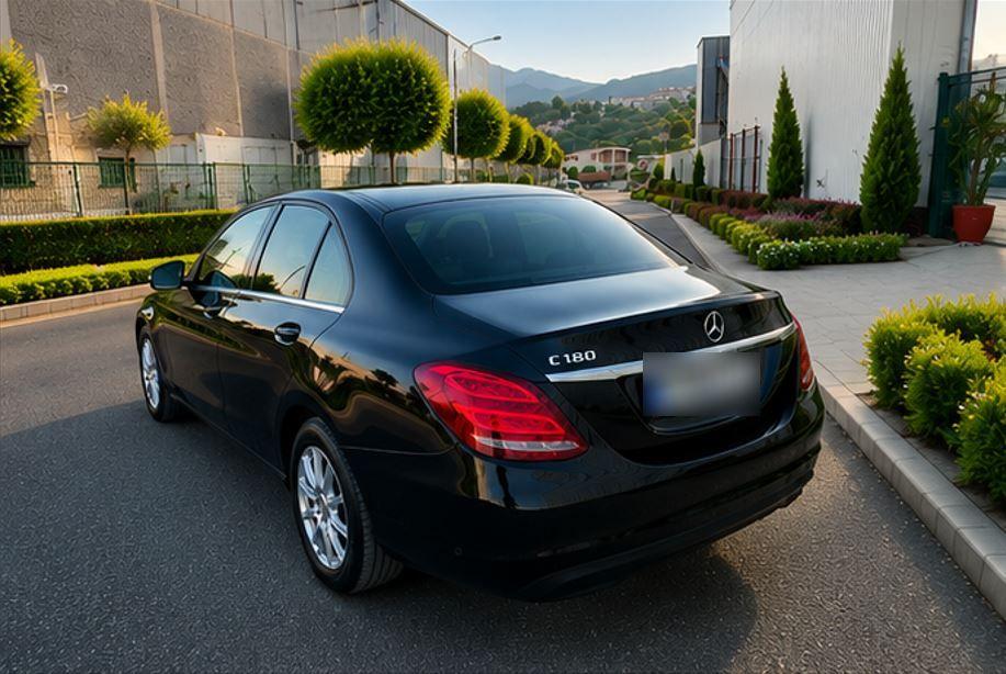 Mercedes-Benz C 180