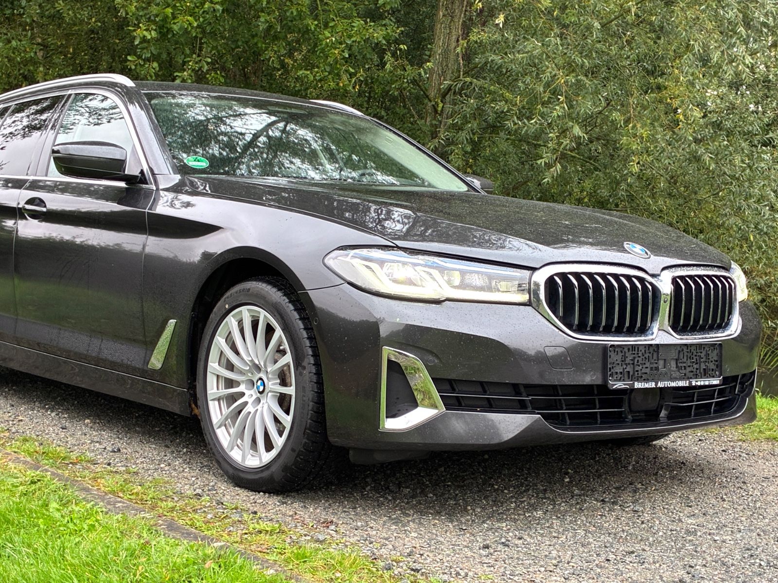 BMW 530e Touring Luxury Line Tüv=12/27! Pano! Voll! imagem 2