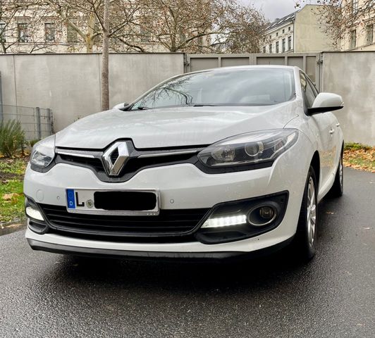 Renault Megane III 1.6 16V 110PS 81 KW SHZ PDC