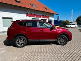 Toyota RAV 4 2,0-l-VVT-i Team Deutschland 4x4 Team D - Toyota: X