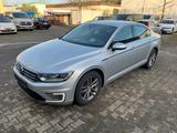 Volkswagen Passat GTE 1.4TSI eHybrid Highline Nav LED HUD - Volkswagen Passat: GTE