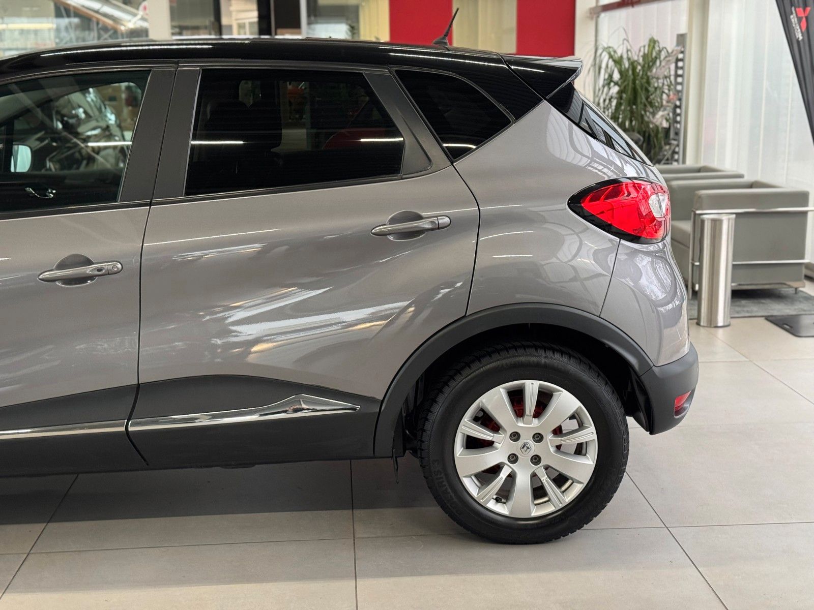 Fahrzeugabbildung Renault Captur 0.9 TCe 90 Dynamique KAMERA+NAVI+SITZH.