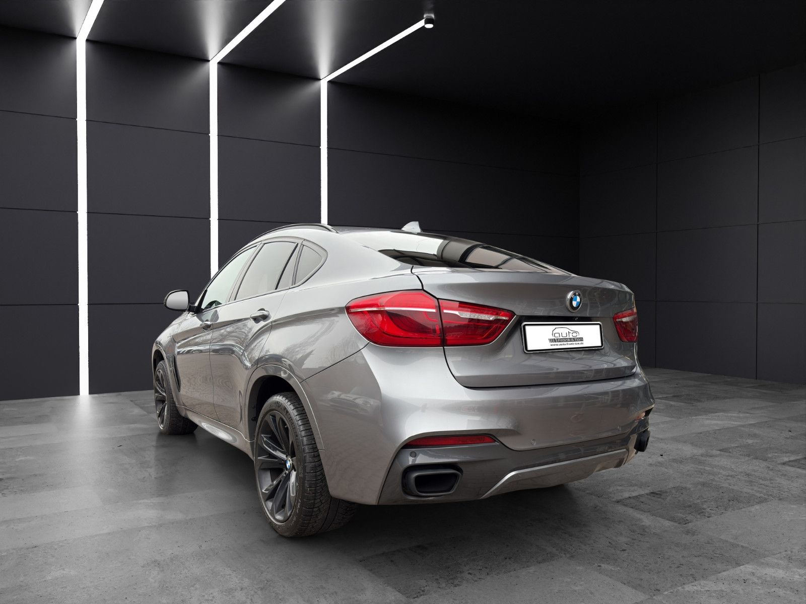 Fahrzeugabbildung BMW X6 xDrive 50 i/Msport/H&K/Head-UP/Rkü/Export