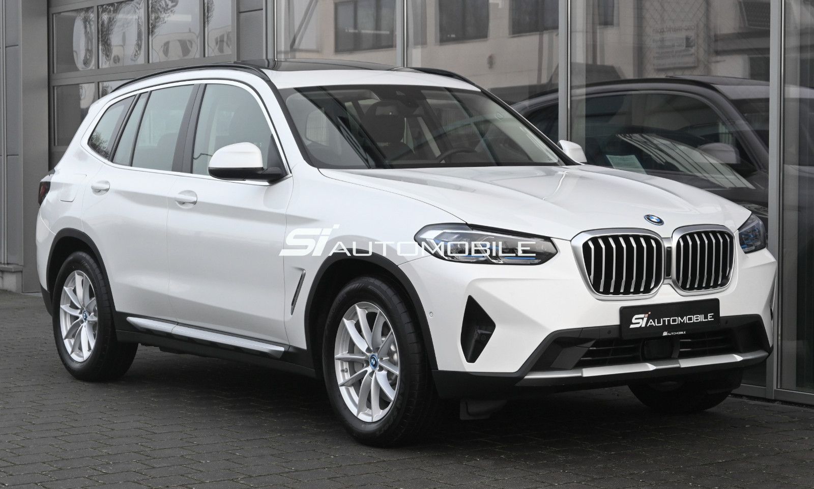 Fahrzeugabbildung BMW X3 xDr.30e °ACC°AHK°PANO°MEMORY°ECHT-LEDER°H/K°