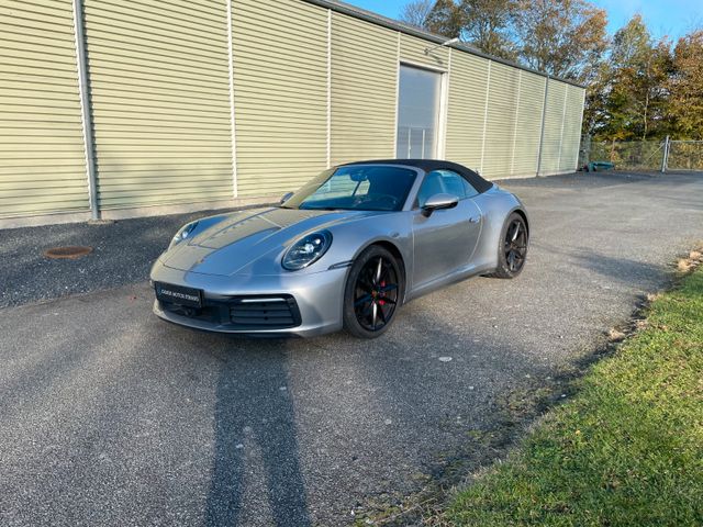 Porsche Carrera 4S Cabriolet / Sport Chrono Paket