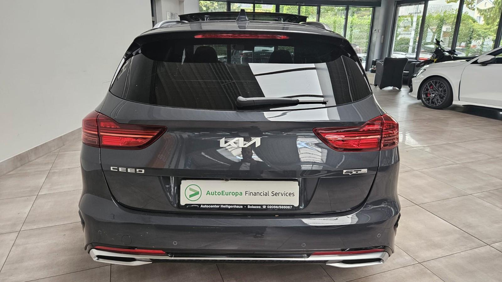 Kia CEED SW GT Line DCT Navi Pano Kamera Technologie