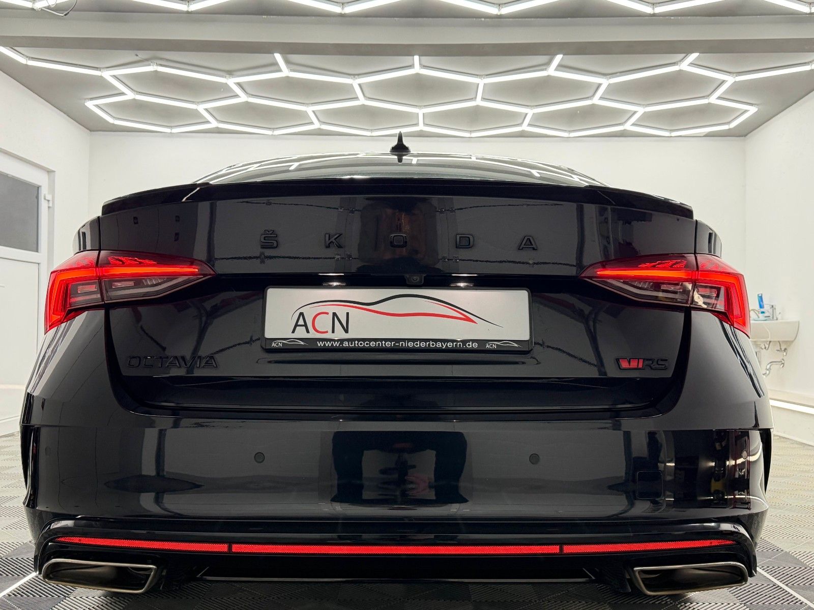 Fahrzeugabbildung SKODA Octavia Lim. RS TSI/FACELIFT/AMBI+/ACC/MASSAGE
